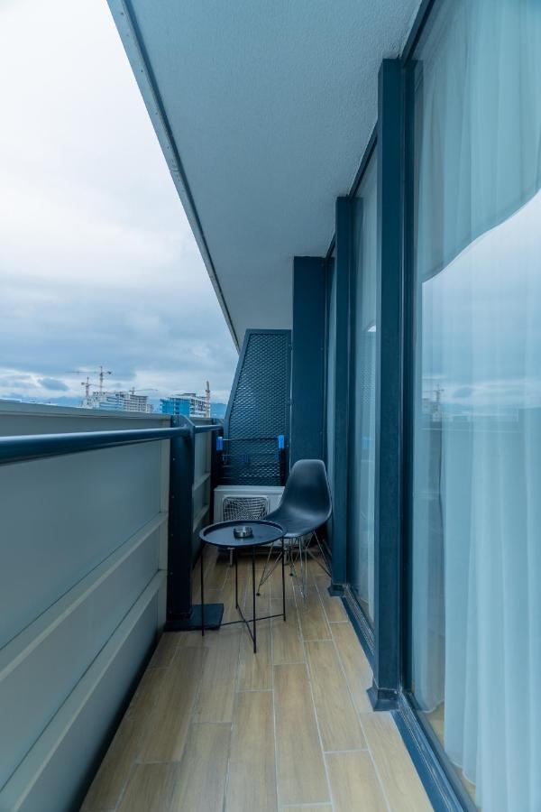 Smart Aparthotel Orbi City Batumi Exterior foto