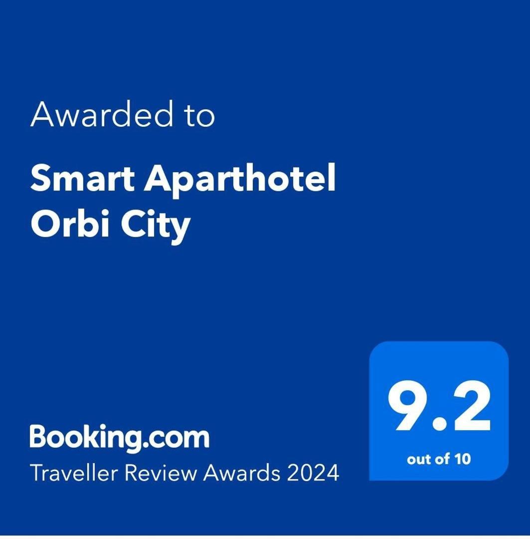 Smart Aparthotel Orbi City Batumi Exterior foto