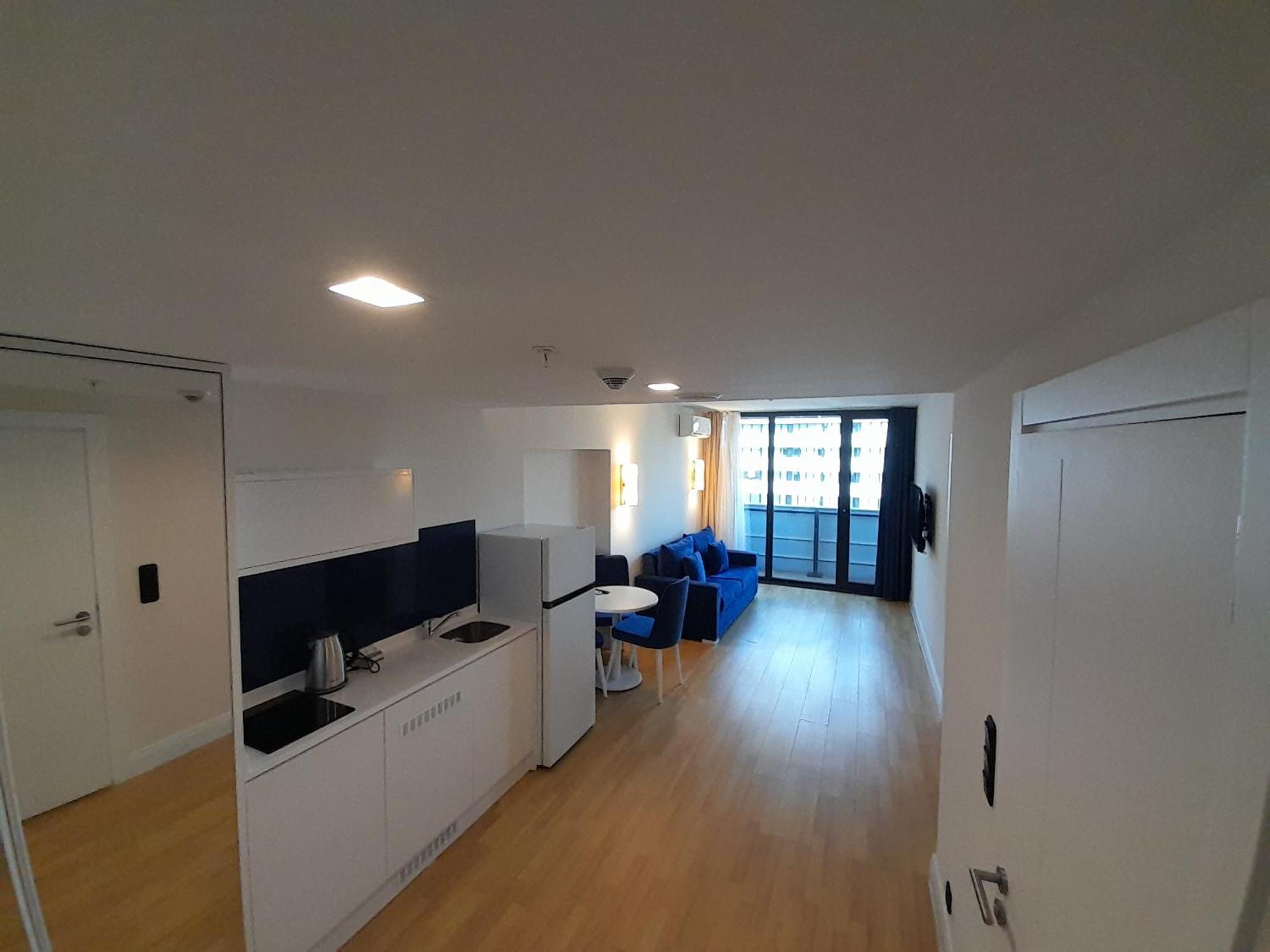 Smart Aparthotel Orbi City Batumi Quarto foto